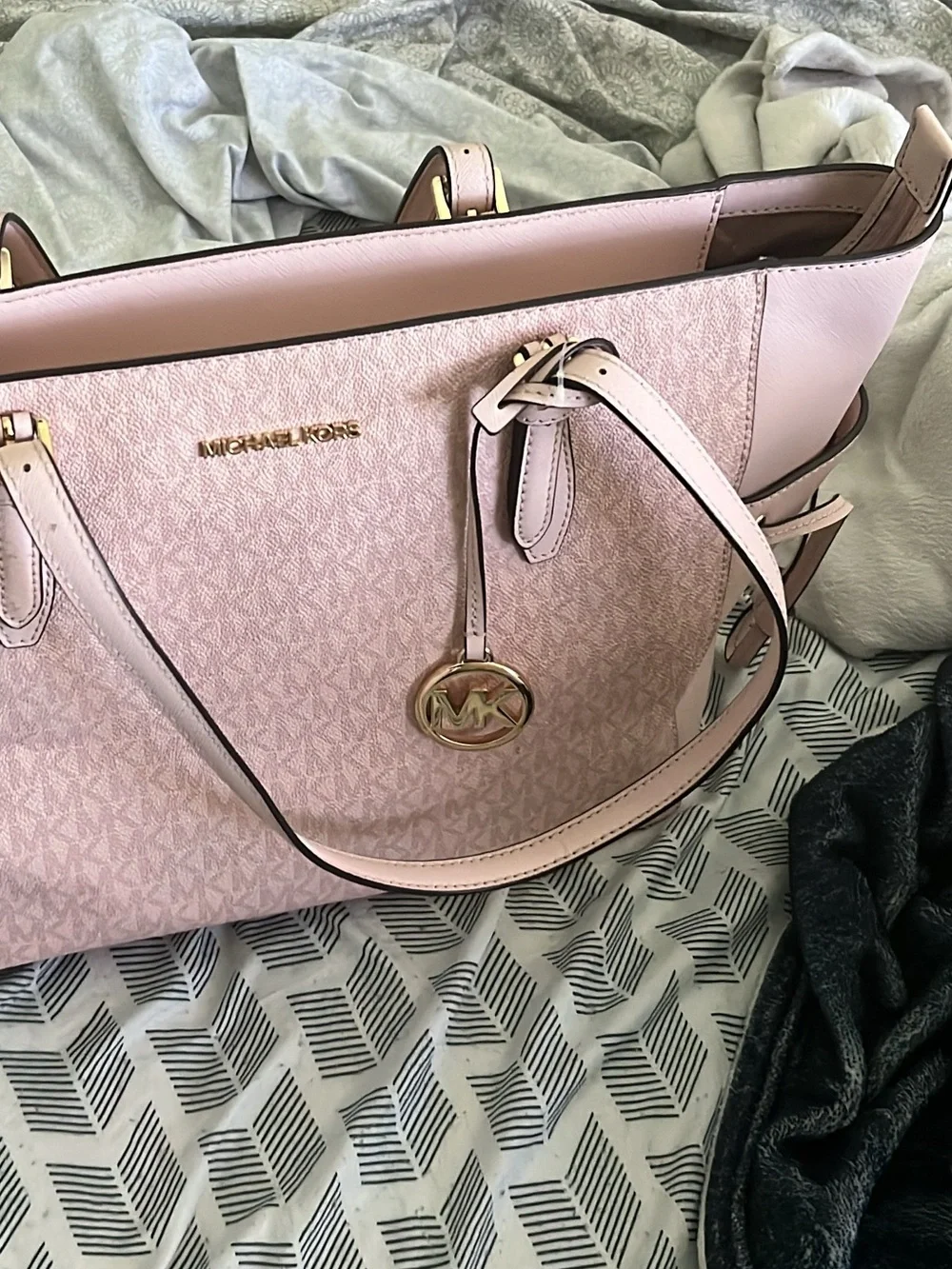 Michael Kors Pale Pink Signature Tote with Gold Charm
